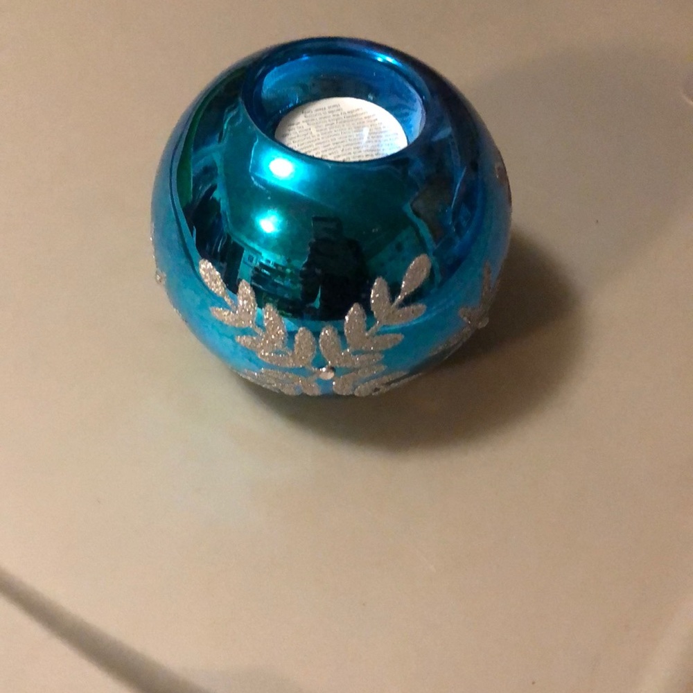 Candleholder
